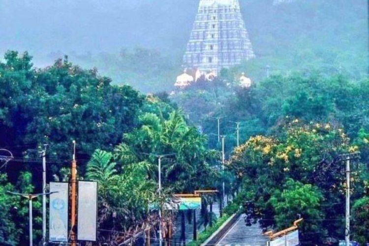 Tirupati Trip: Sacred Darshan, Rich Heritage & Holy Atmosphere