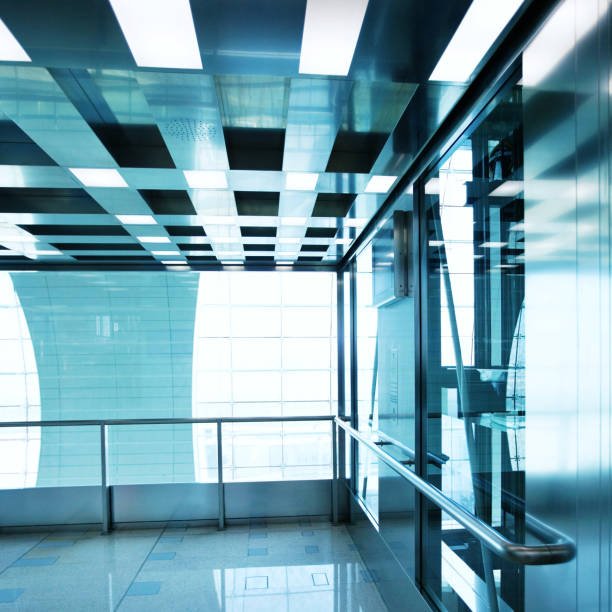 How Glass Lifts Enhance Aesthetics and Functionality in Dubai’s Architecture