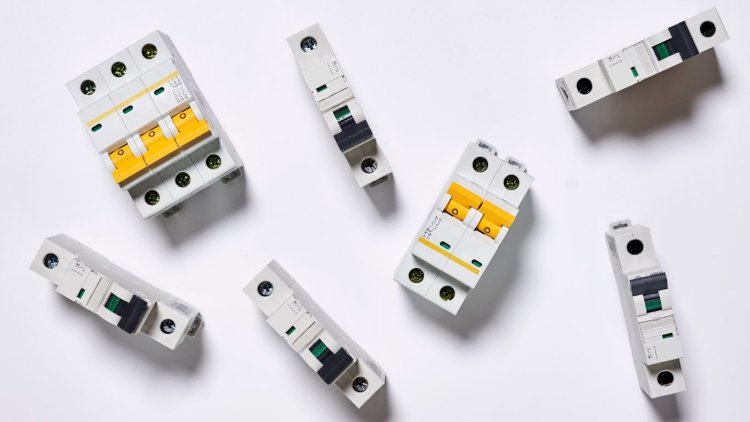 Shop the Most Reliable Circuit Breakers for Every Setup in 2025 – Residential to Industrial