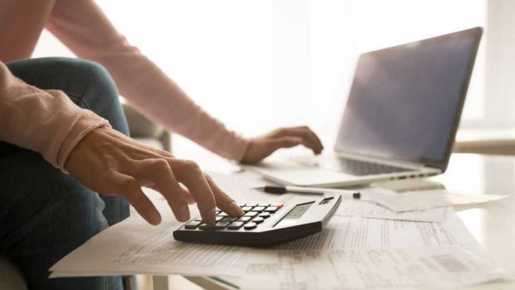 Do capital gains tax accountants offer advice on tax deferrals?
