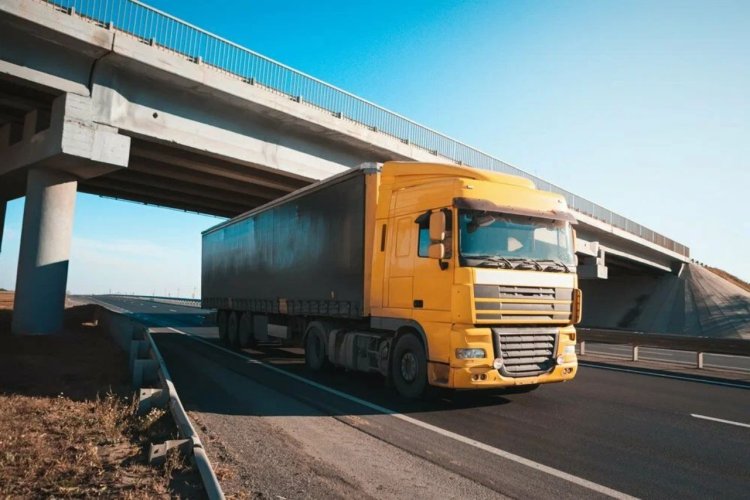 Road Cargo from Dubai to Riyadh: A Seamless Trade Lifeline