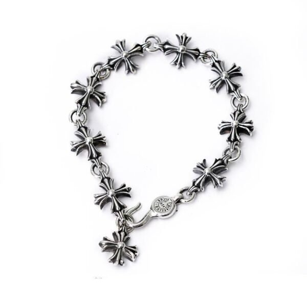 The Rise of Chromeheartbracelets in Luxury Fashion