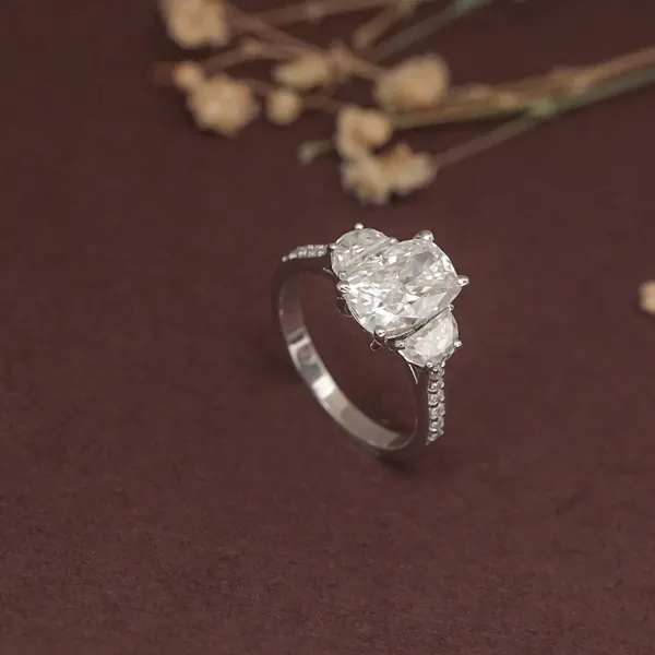 Diamond Dreams: Stunning Wedding Rings Every Woman Will Love
