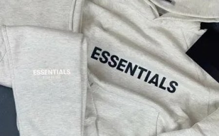 Cozy in Style: Must-Have Essentials Hoodie for Every Wardrobe