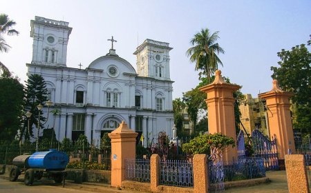 Explore Heritage on a Kolkata Chandanagar Sightseeing Tour