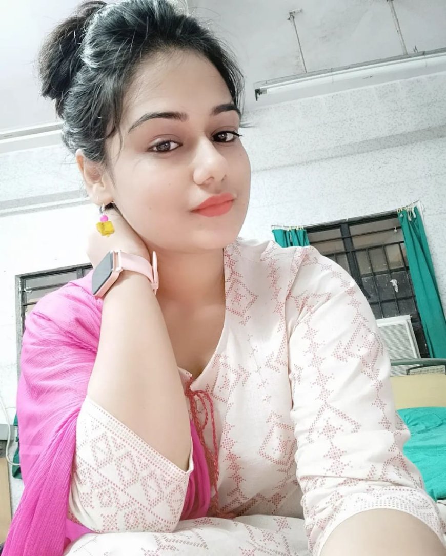 call girl mmumbai Didn’t Ask for Too Much — She Just Stopped Settling for Too Little