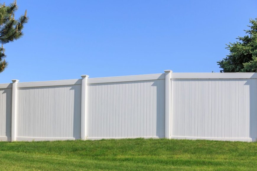 7 Common Mistakes Homeowners Make When Estimating Fence Costs And How a Fence Cost Calculator Helps