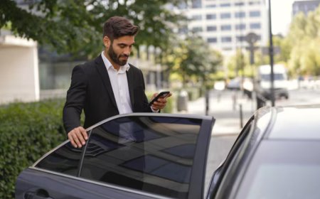 Your Next Ride, Upgraded: Why More Locals Trust Silver Cabs Melbourne