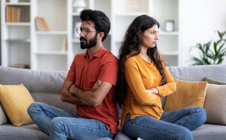 Can Astrology Predict a Love Breakup? Here's What Your Kundli Reveals