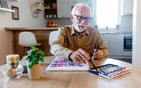 Best Hobbies To Keep Seniors Engaged Daily