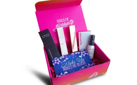 Premium Makeup Packaging Boxes That Elevate Your Brand Presence