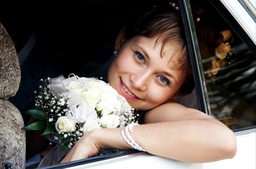 Elegant Wedding Limo Service | VIP Limo Boston